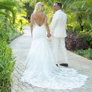 Maggie Sottero Ivory Lace Bridal Gown